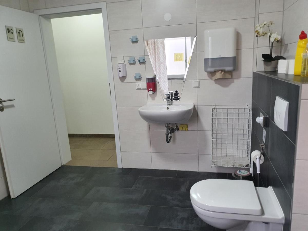 Seelze-Letter Monteurzimmer / Apartment / Messezimmer Zewnętrze zdjęcie
