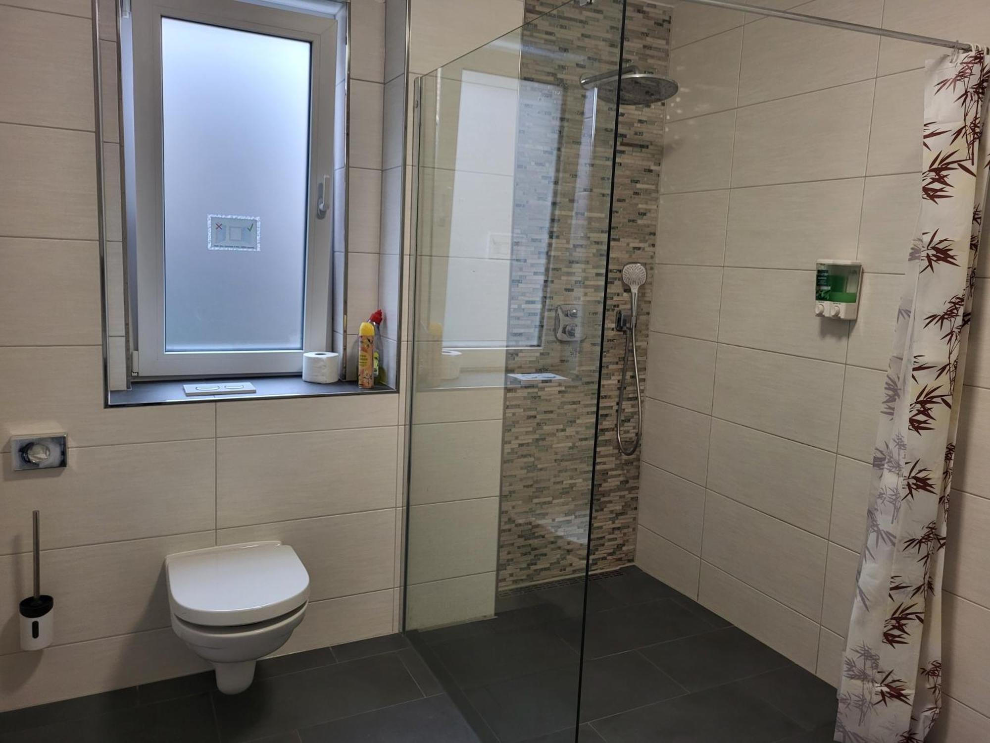 Seelze-Letter Monteurzimmer / Apartment / Messezimmer Zewnętrze zdjęcie